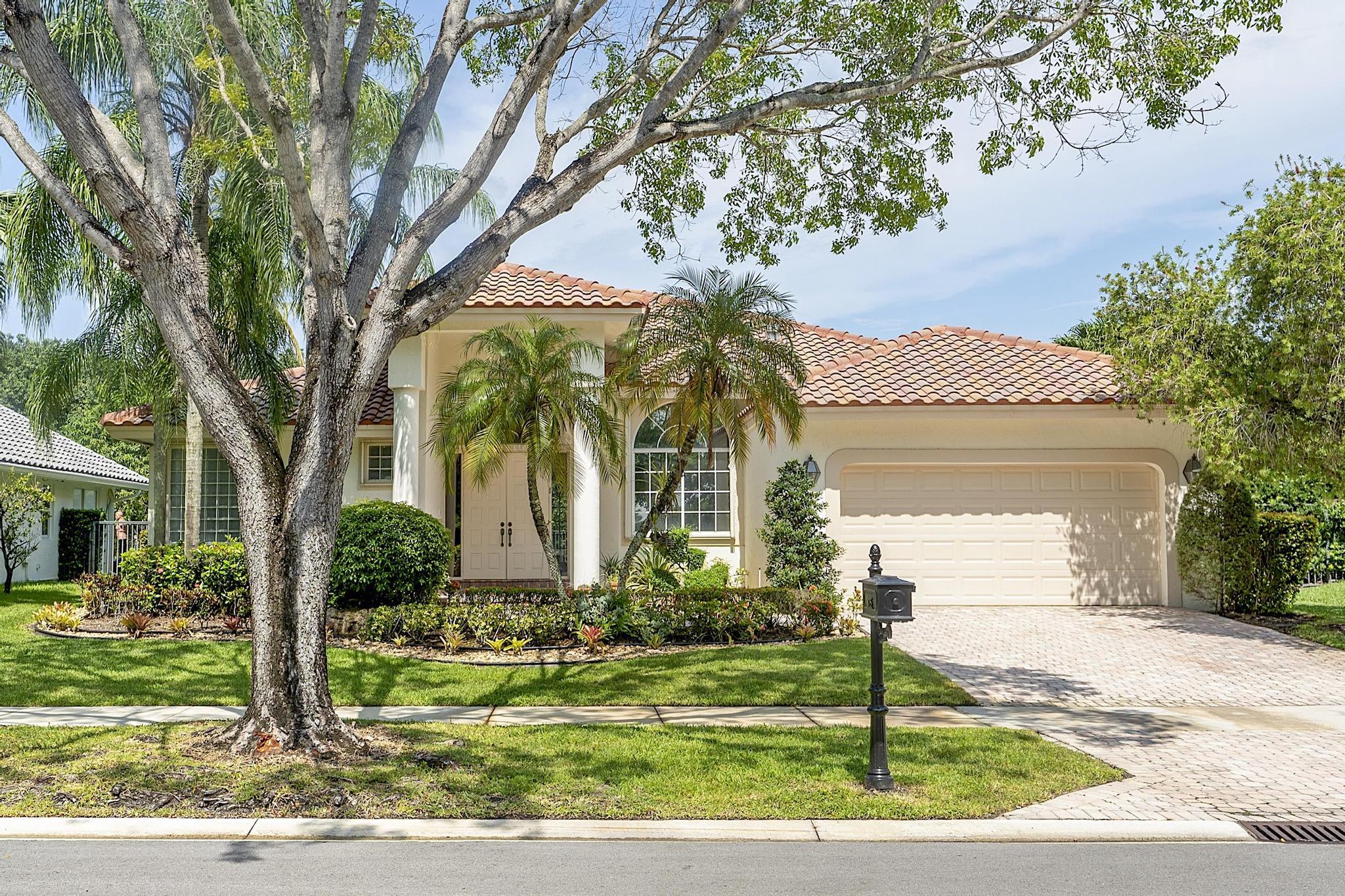875 Bayside Lane