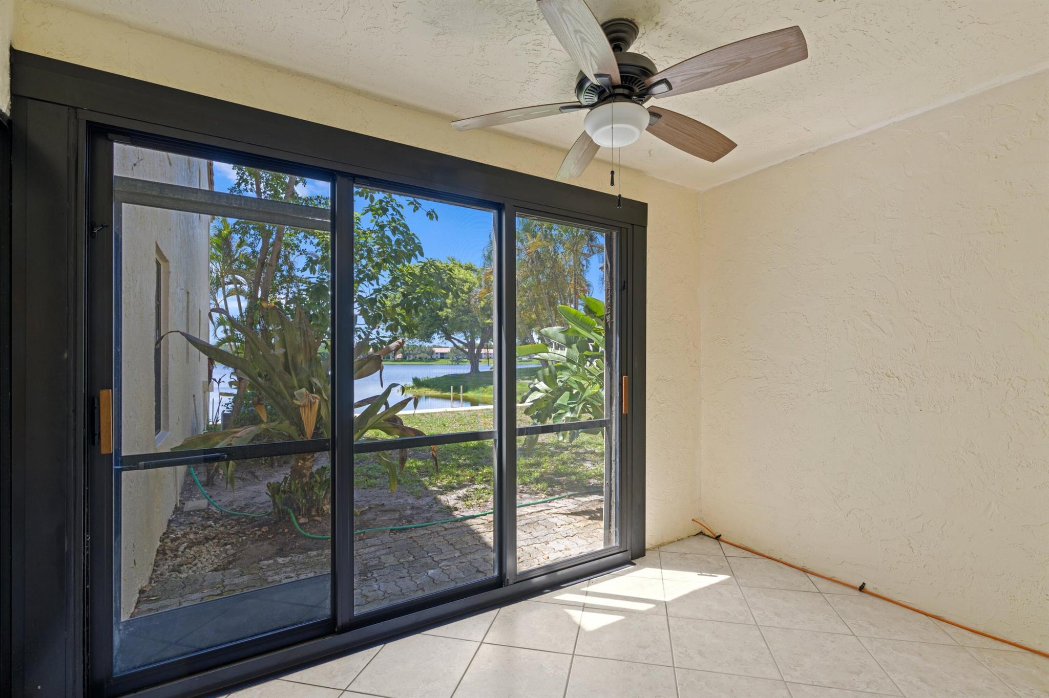 LAKE WINDWOOD CONDO - Residential