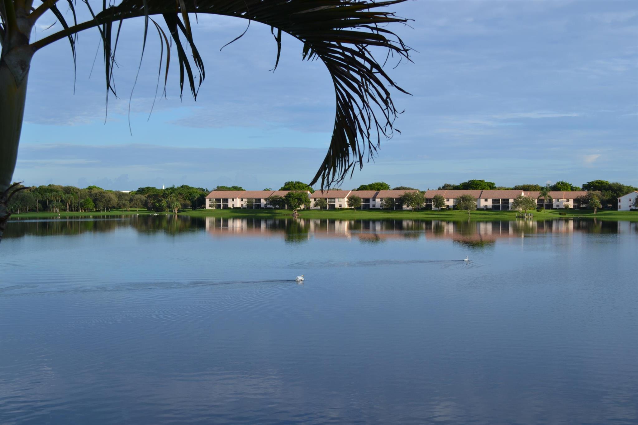 LAKE WINDWOOD CONDO - Residential
