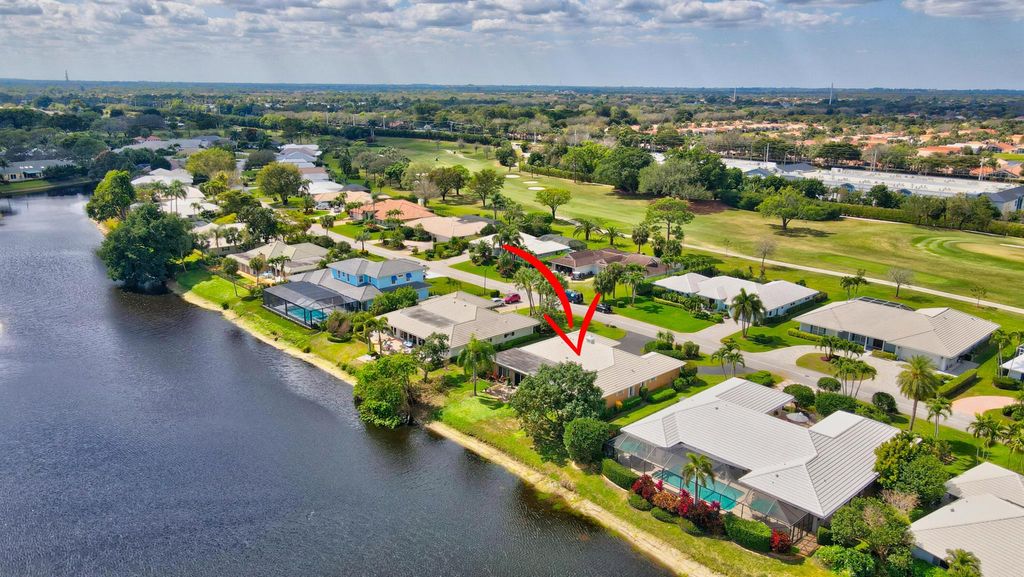 Photo of 11760 N Lake Drive, Boynton Beach, FL 33436 (MLS # R10963405)