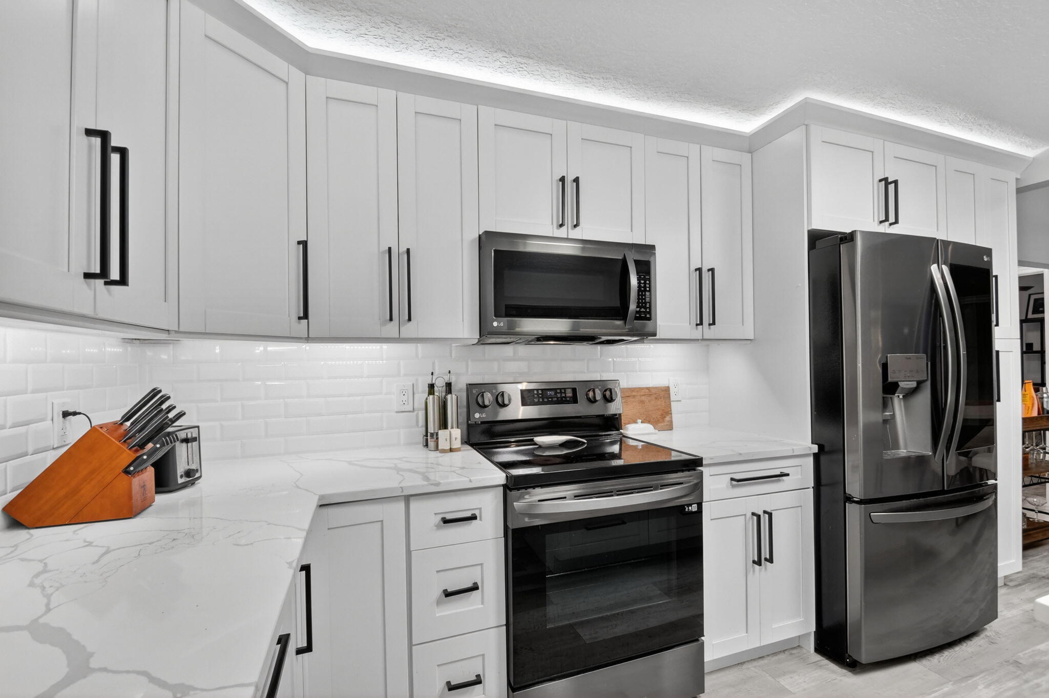 RAINBERRY LAKE PH IV-B - Residential Lease