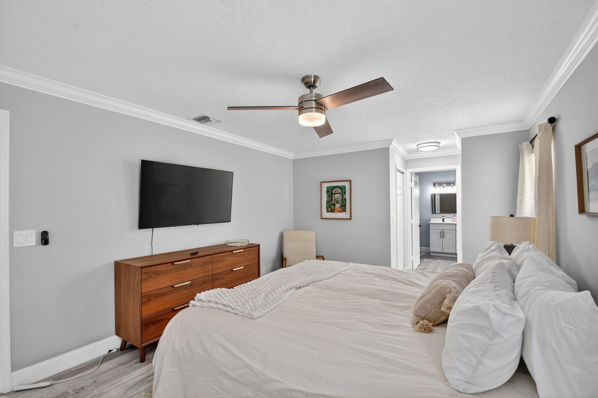 RAINBERRY LAKE PH IV-B - Residential Lease