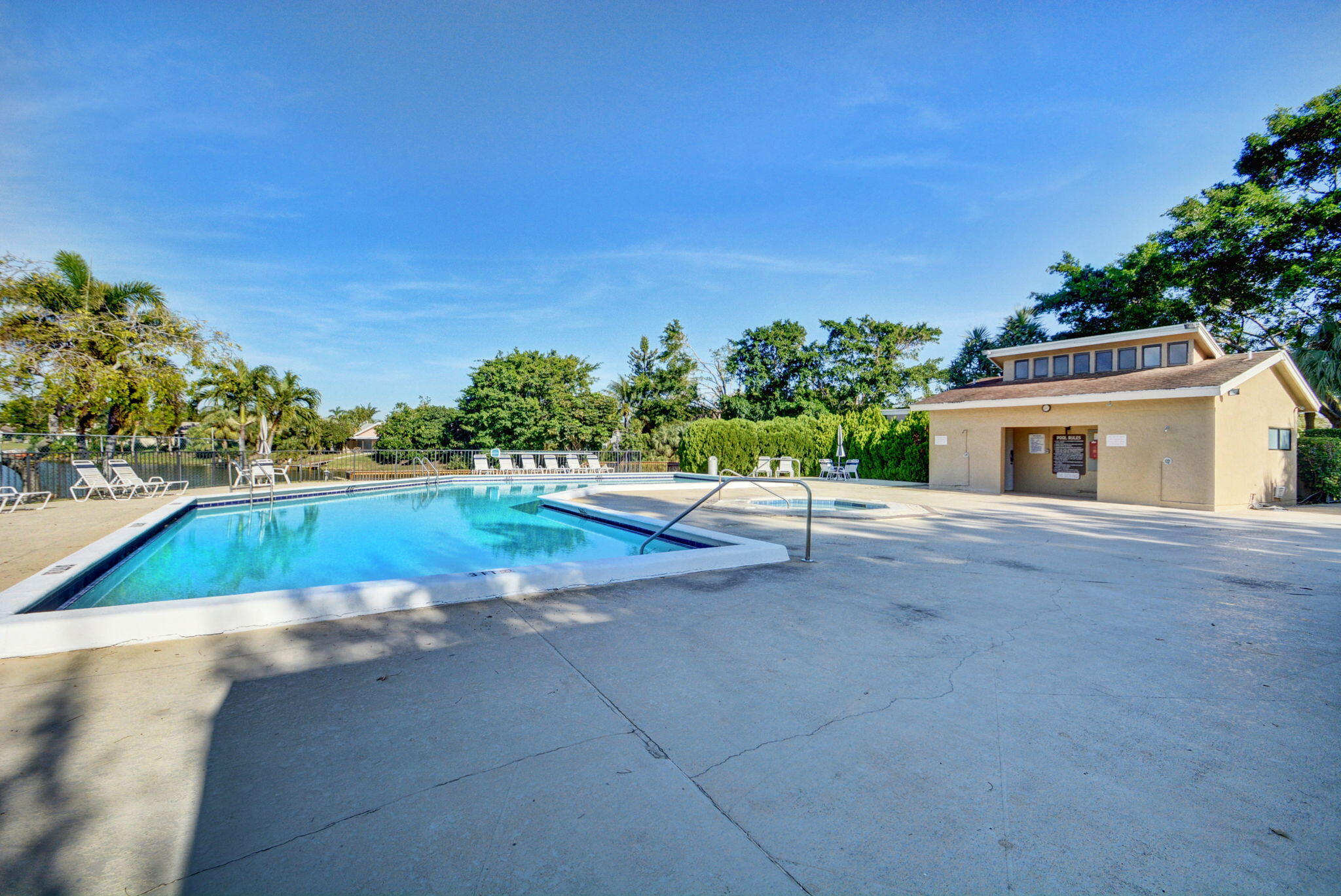 RAINBERRY LAKE PH IV-B - Residential Lease