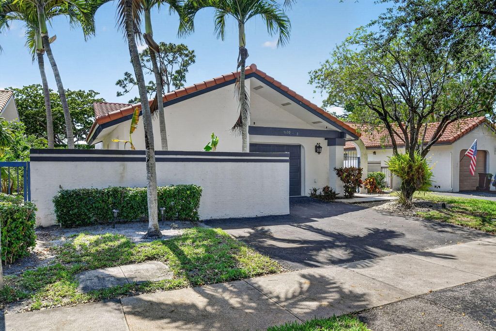 Photo of 1630 NW 22nd Avenue, Delray Beach, FL 33445 (MLS # B26026464)