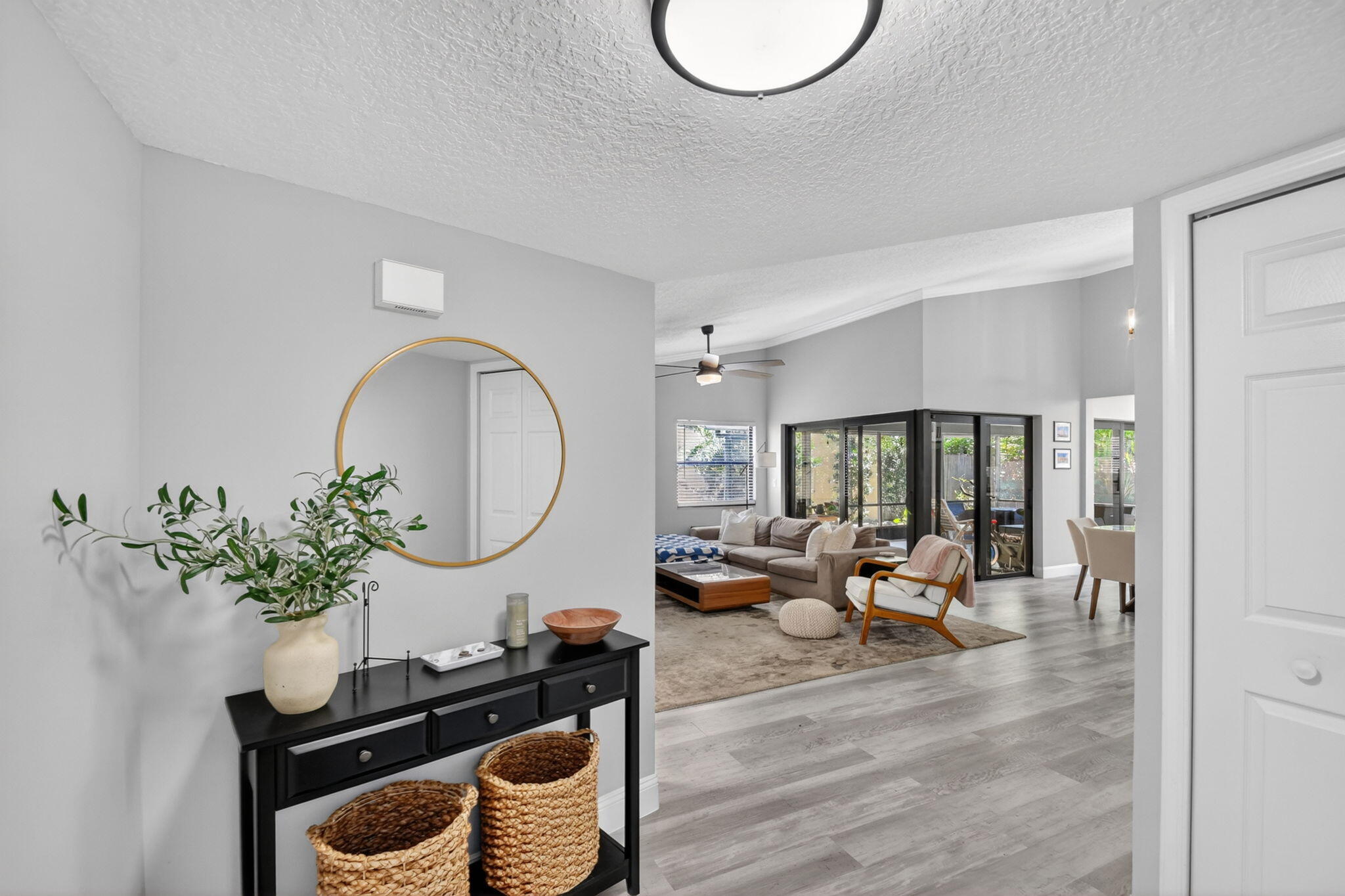 RAINBERRY LAKE PH IV-B - Residential Lease