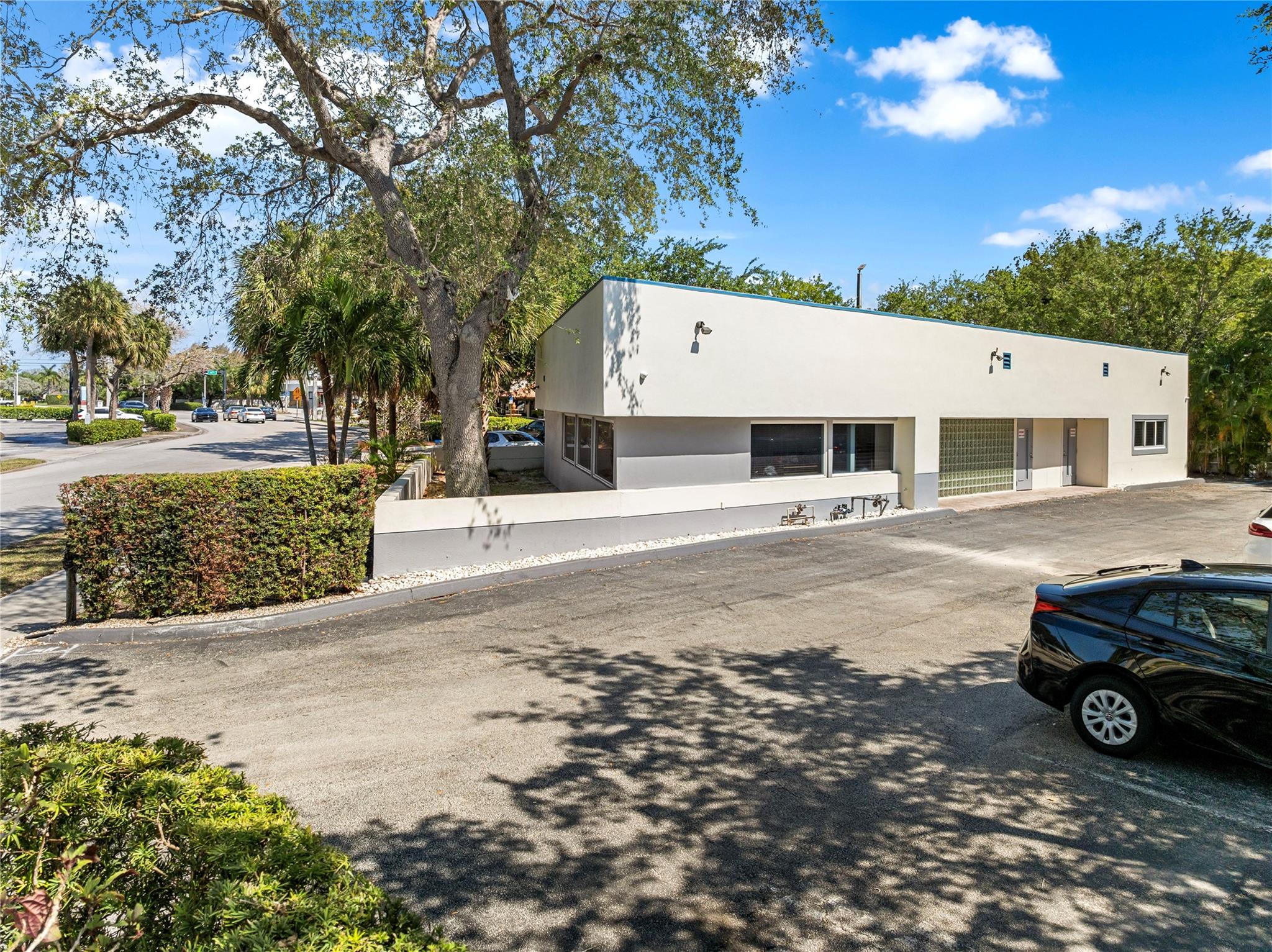 850 SE 7 STREET