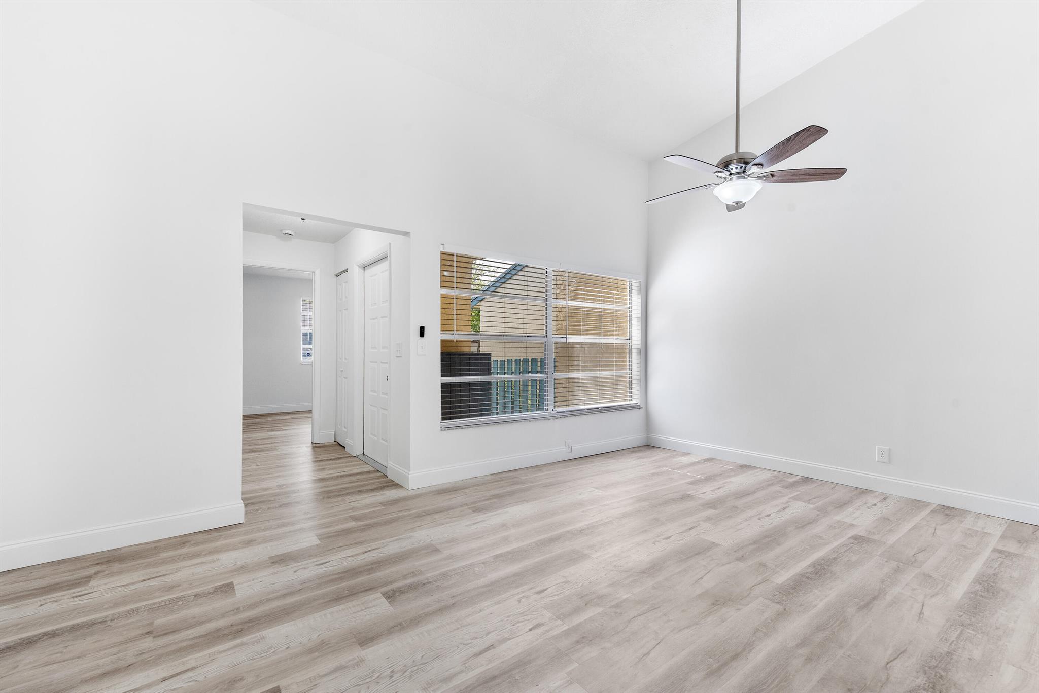 7438 NW 34th Street