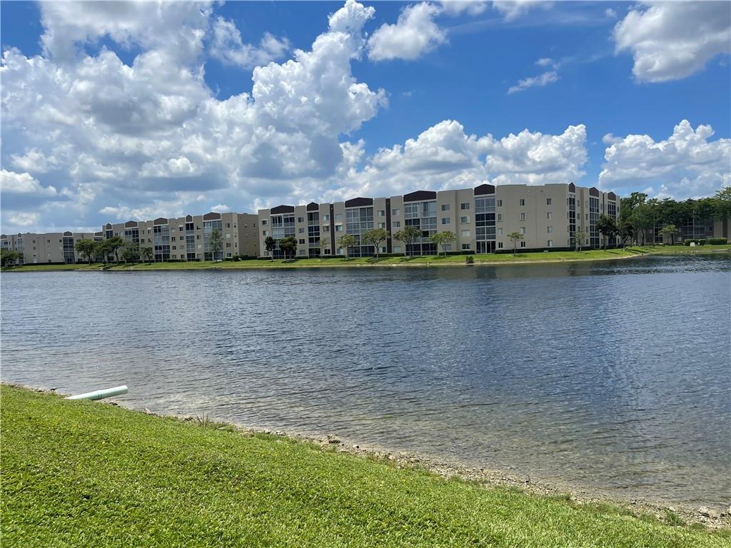 GRANVILLE B - Residential