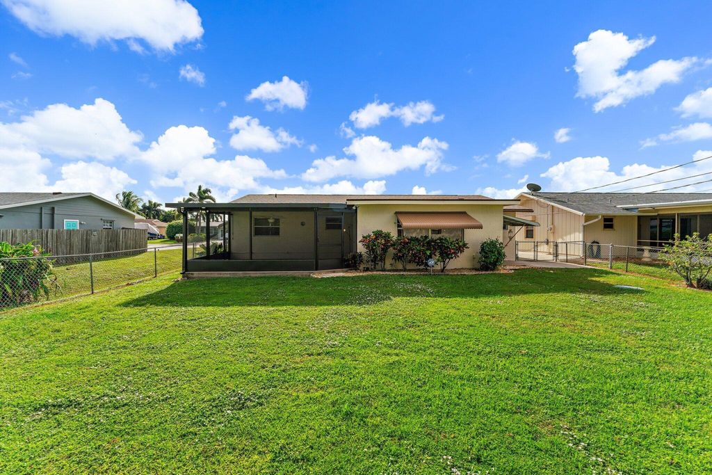 Photo of 2371 SE Jackson Street, Stuart, FL 34997 (MLS # R11039971)