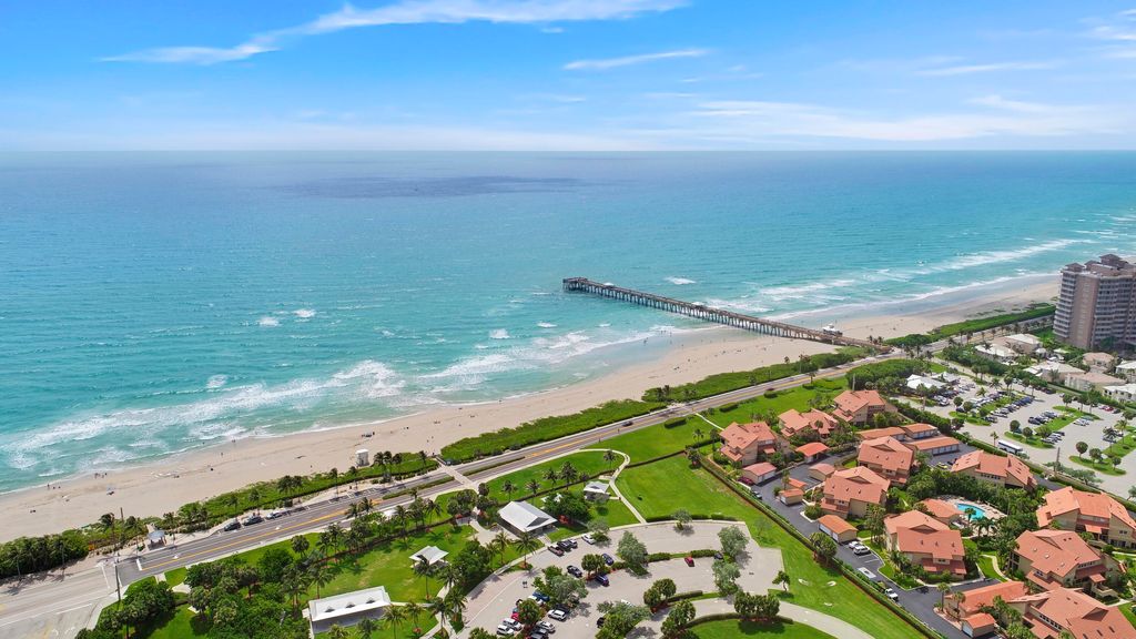 Photo of 1006 Ocean Dunes Circle, Jupiter, FL 33477 (MLS # R10983816)