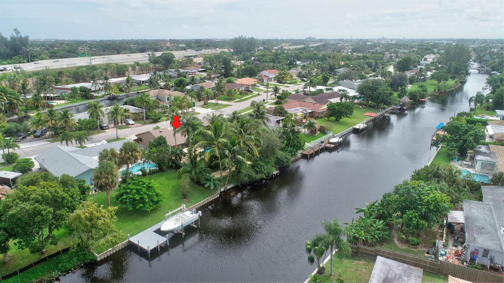 LAKE CLARKE - Residential