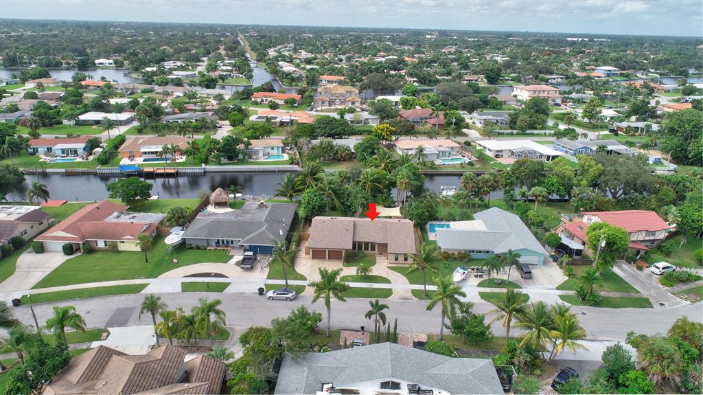 LAKE CLARKE - Residential