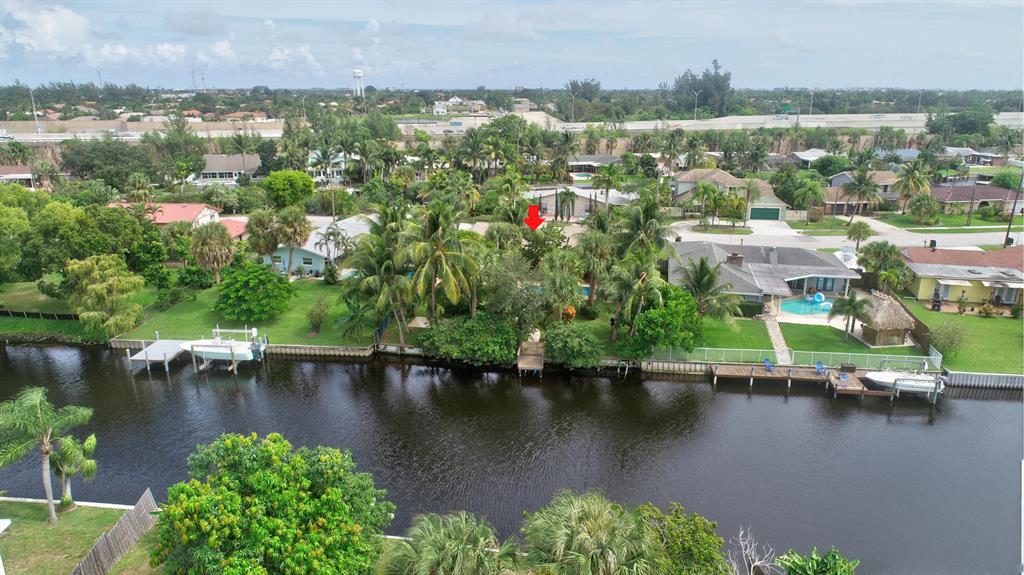 LAKE CLARKE - Residential