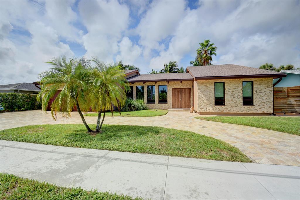 LAKE CLARKE - Residential