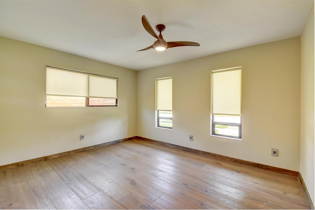 LAKE CLARKE - Residential