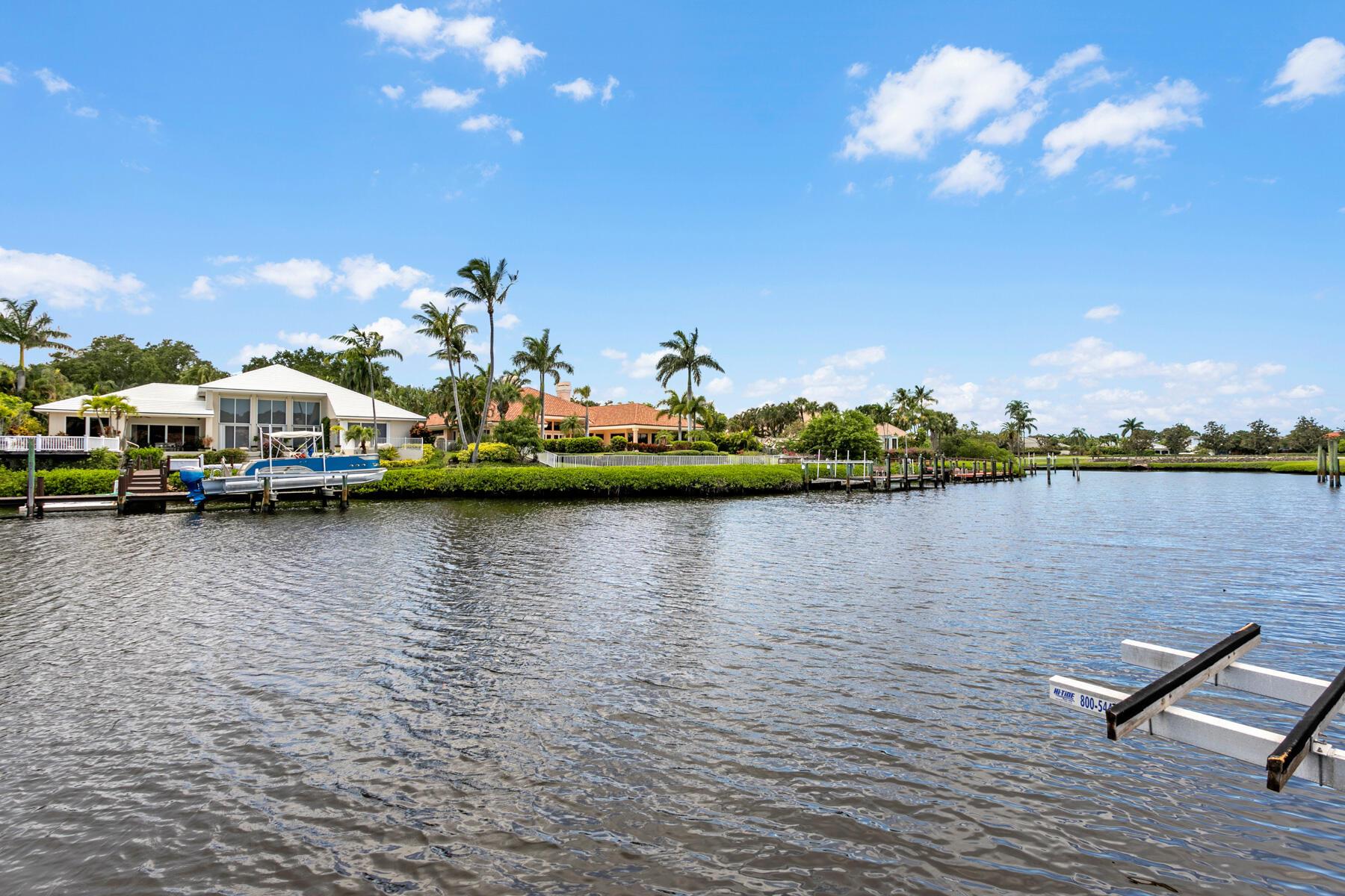 ADMIRALS COVE - Residential