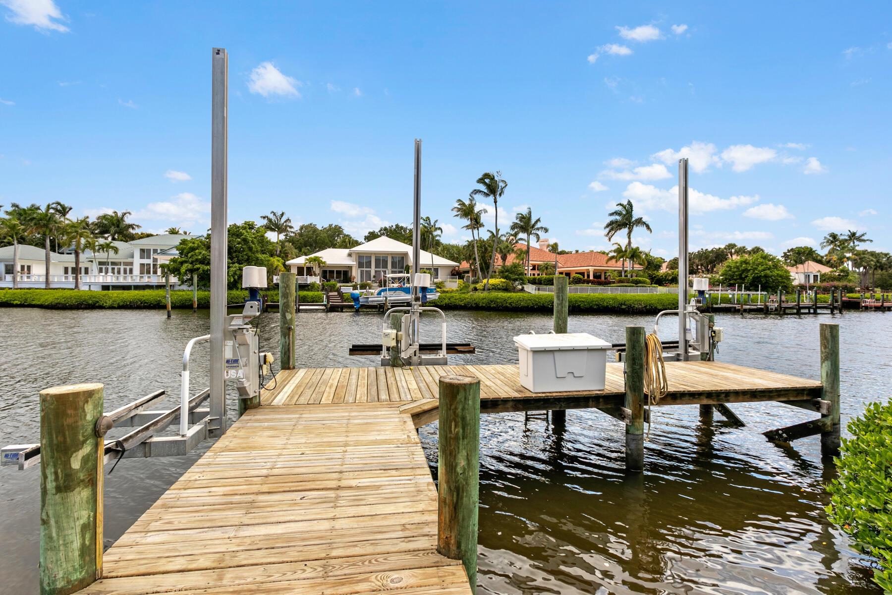 ADMIRALS COVE - Residential