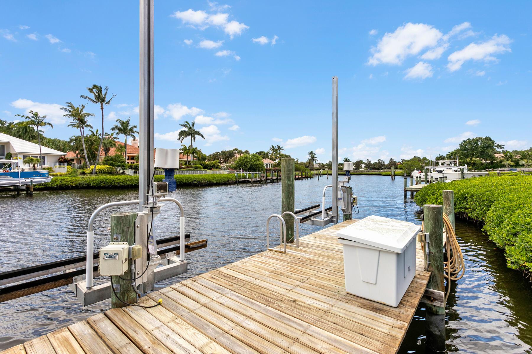 ADMIRALS COVE - Residential