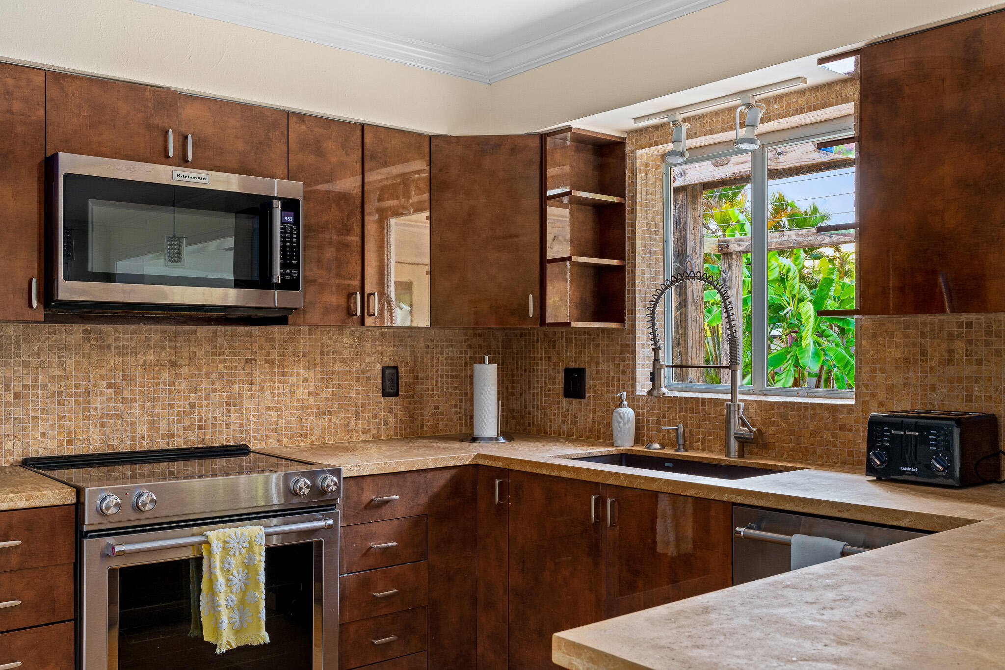 MIDDLE RIVER ESTATES - Residential