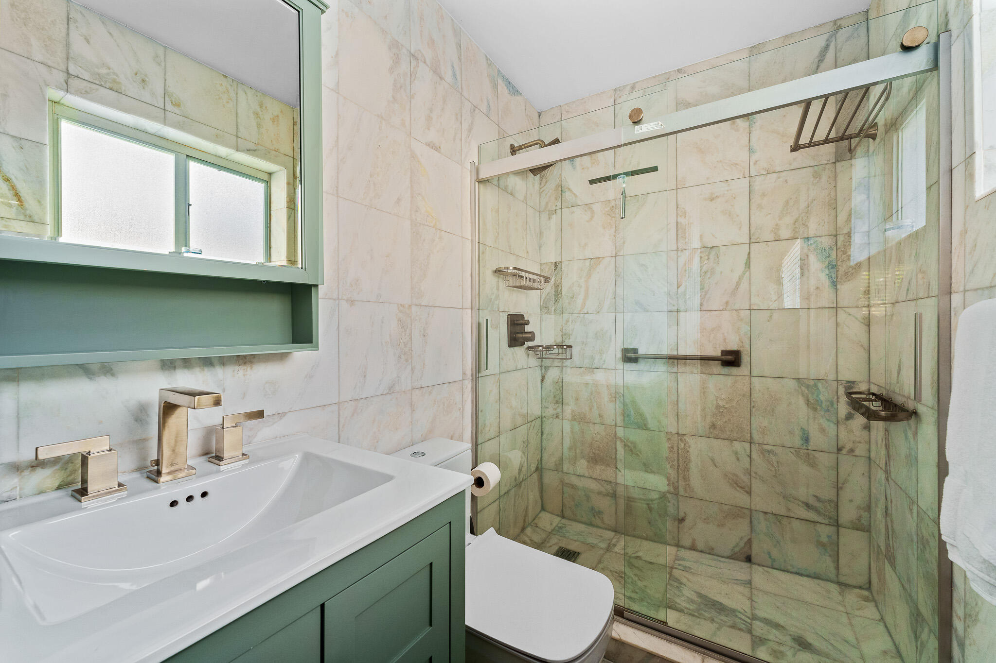 MIDDLE RIVER ESTATES - Residential