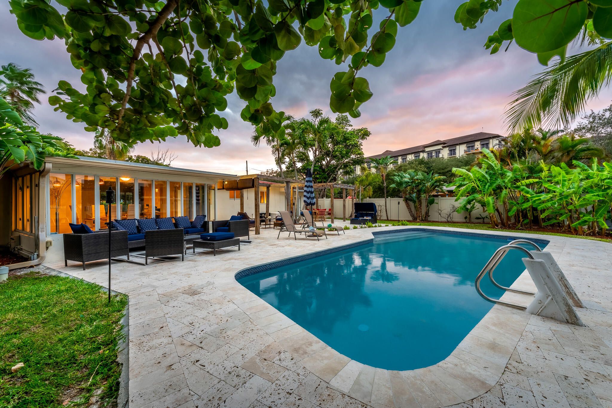 MIDDLE RIVER ESTATES - Residential