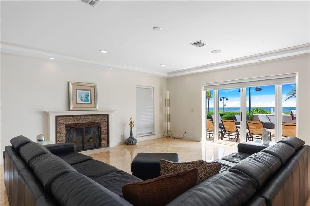 Las Olas By The Sea Ext 7 - Residential