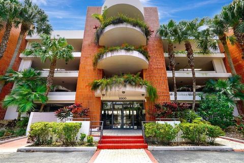2300 Diana 203 Hallandale Beach FL 33009