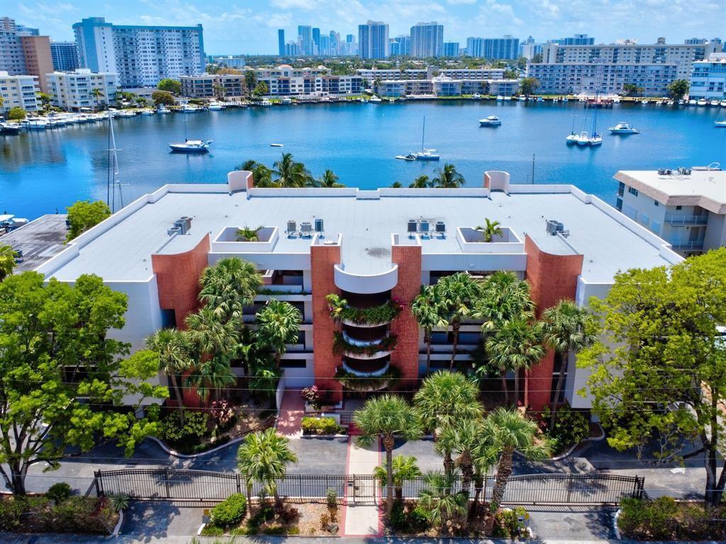 2300 DIANA CONDO - Residential