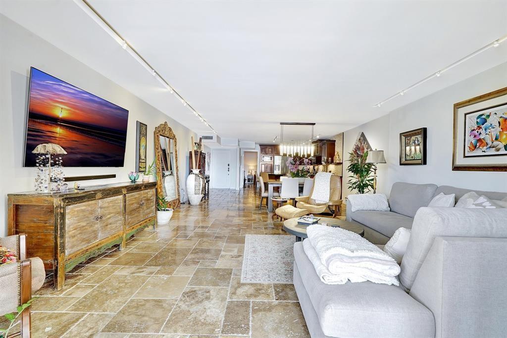 2300 DIANA CONDO - Residential