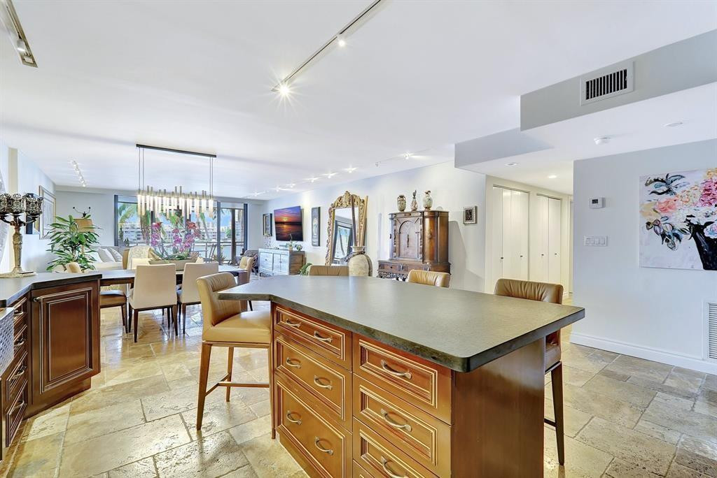 2300 DIANA CONDO - Residential