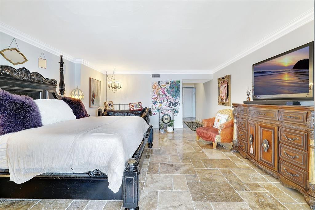 2300 DIANA CONDO - Residential