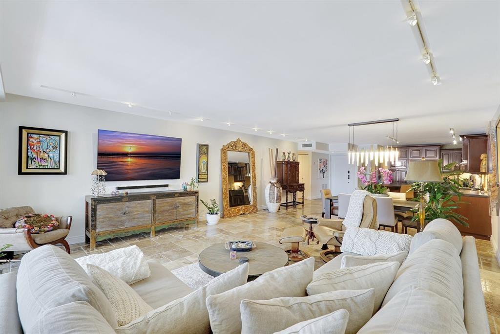 2300 DIANA CONDO - Residential