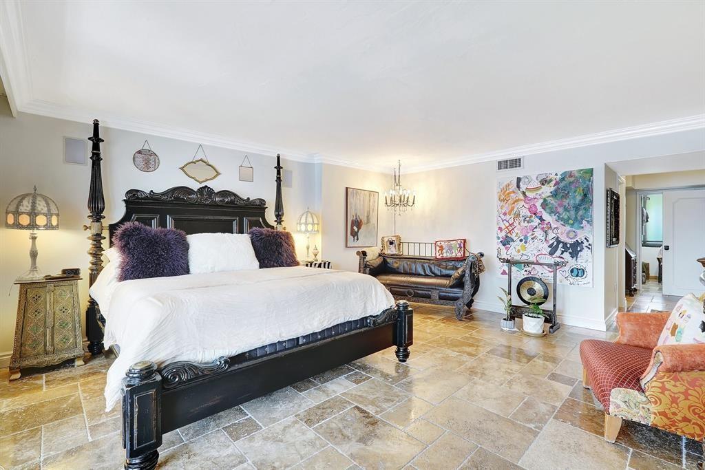 2300 DIANA CONDO - Residential