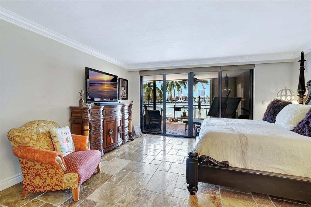 2300 DIANA CONDO - Residential