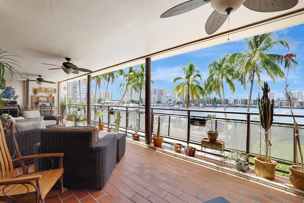 2300 DIANA CONDO - Residential