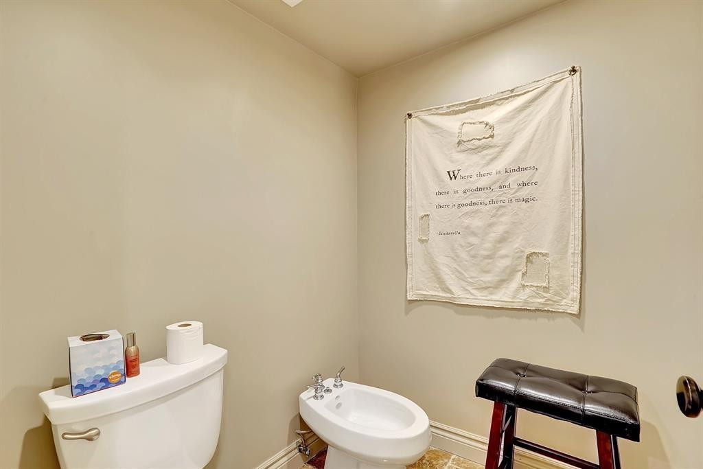 2300 DIANA CONDO - Residential