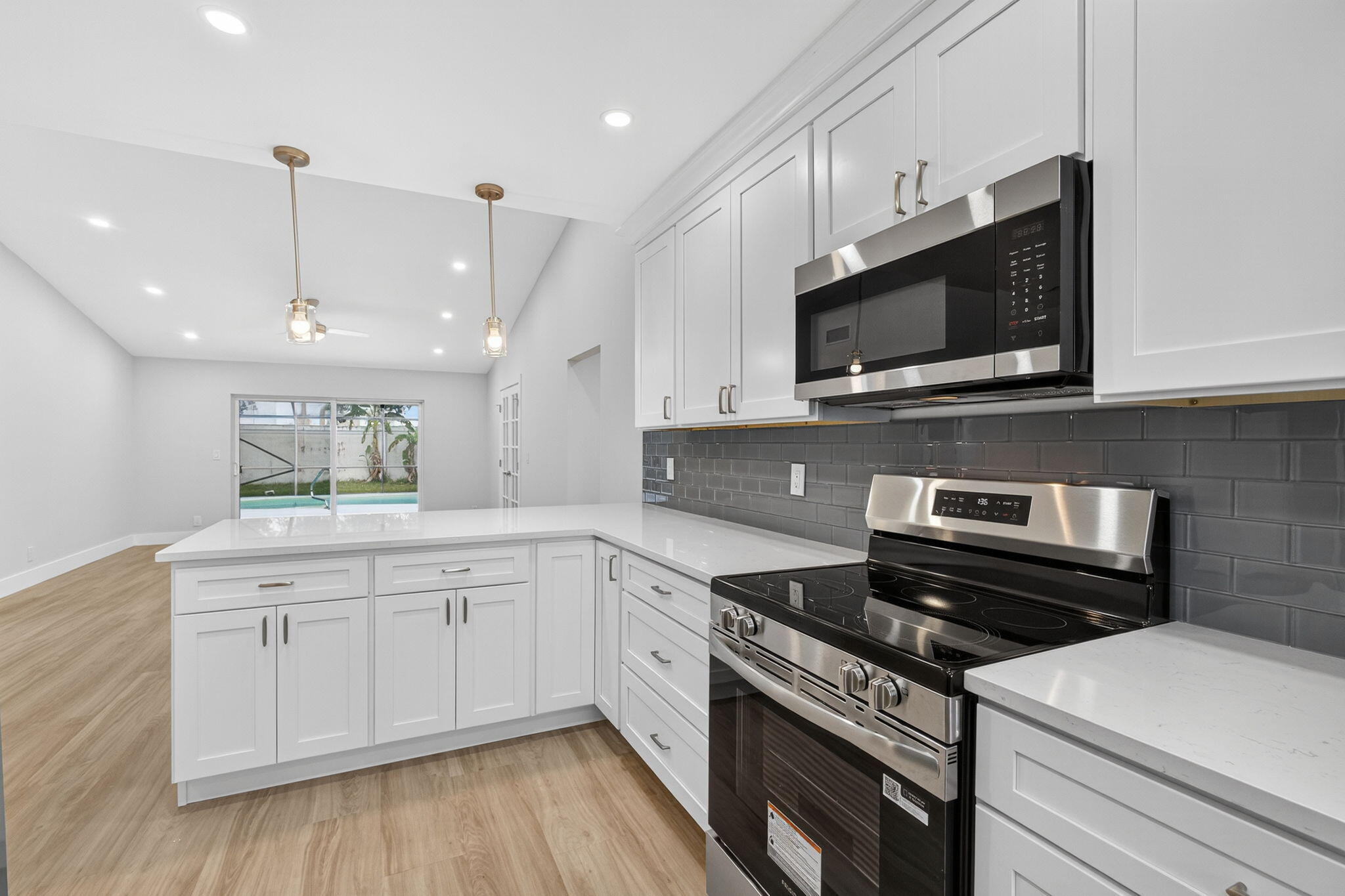 EASTWOOD OF WELLINGTON - Residential