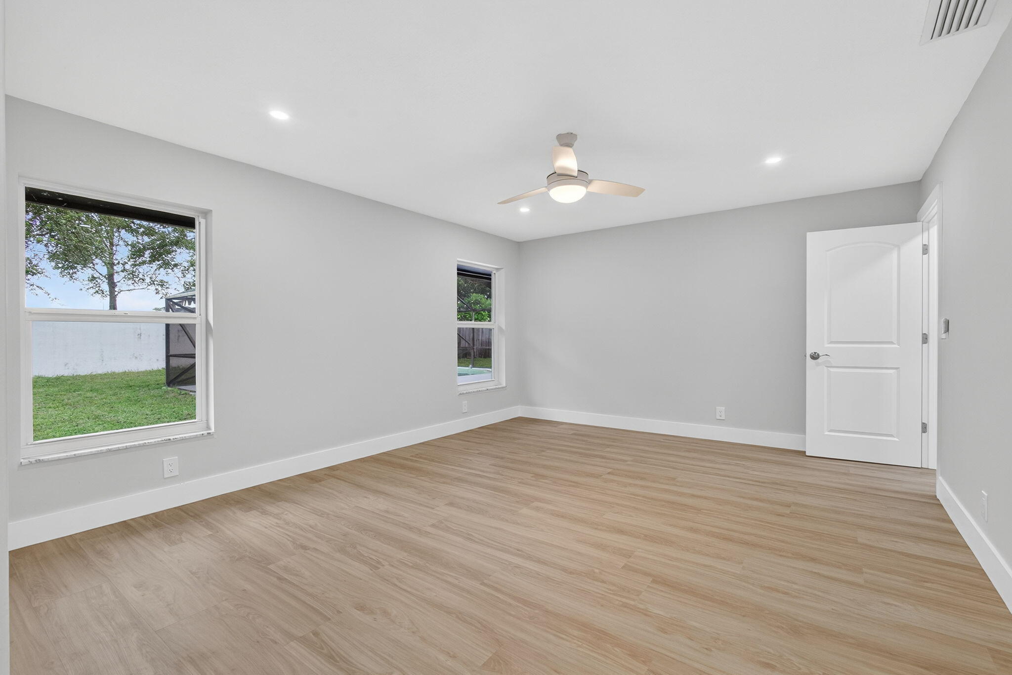 EASTWOOD OF WELLINGTON - Residential