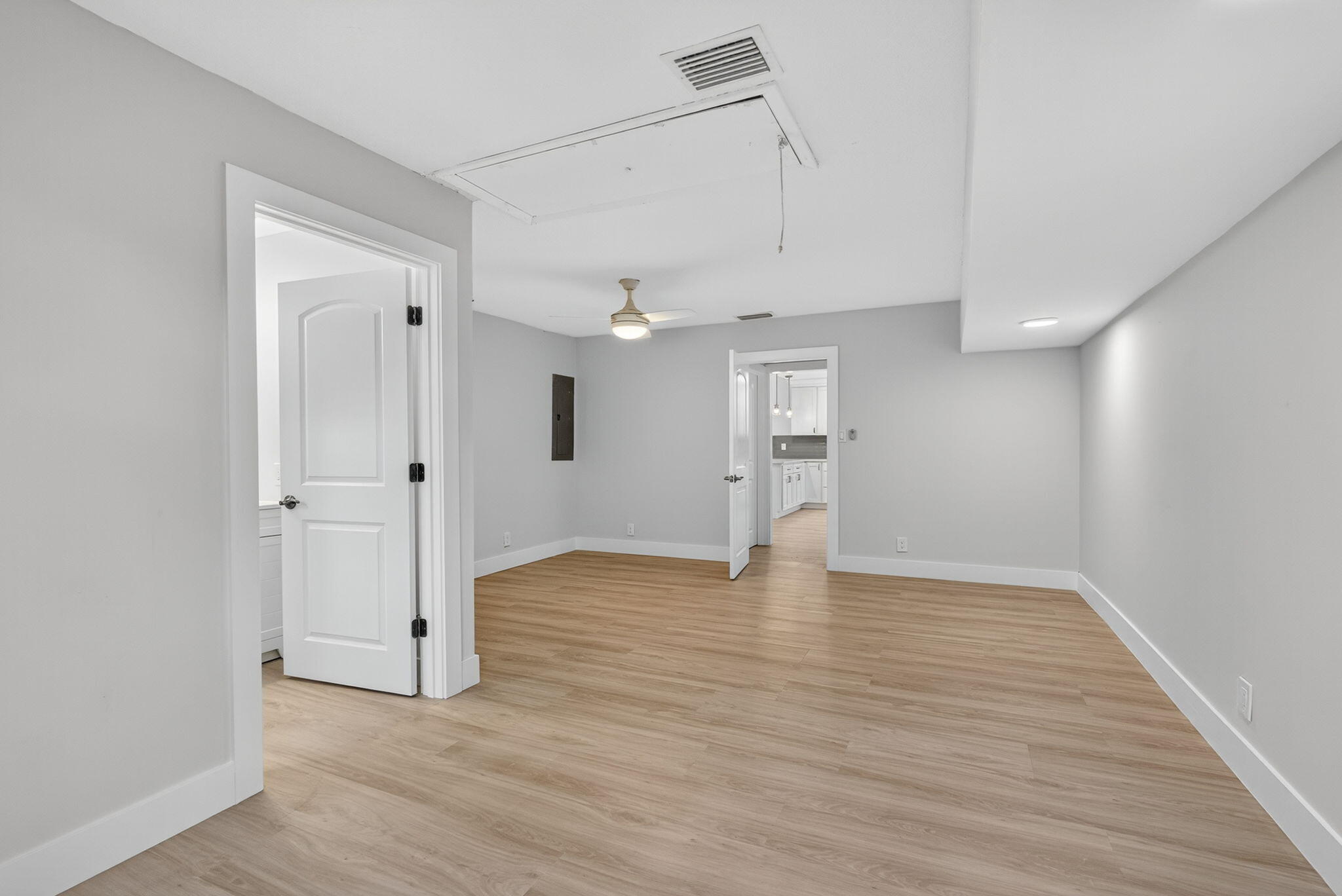 EASTWOOD OF WELLINGTON - Residential