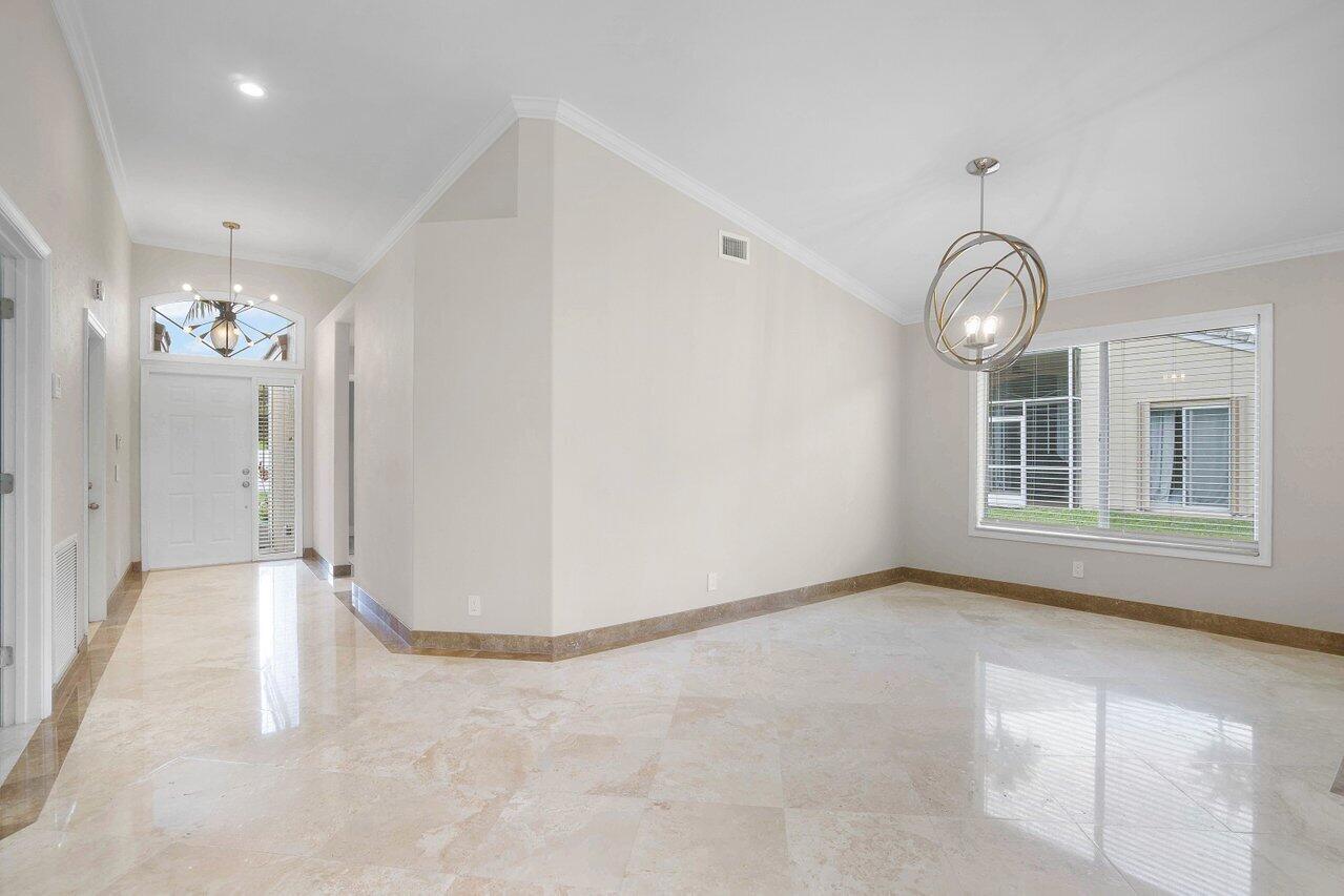 660 NW 45th Avenue