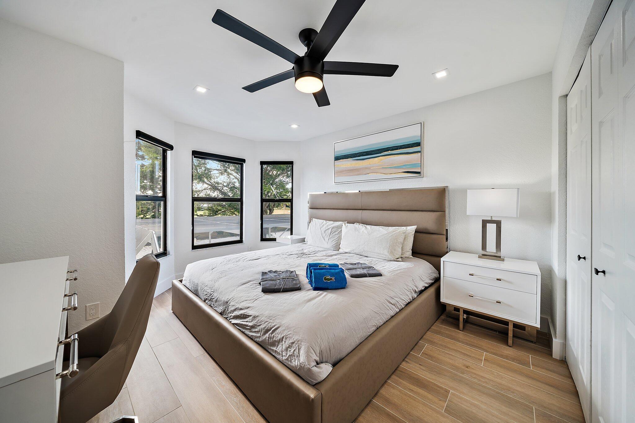 GREENVIEW SHORES 2 OF WELLINGTON - Residential