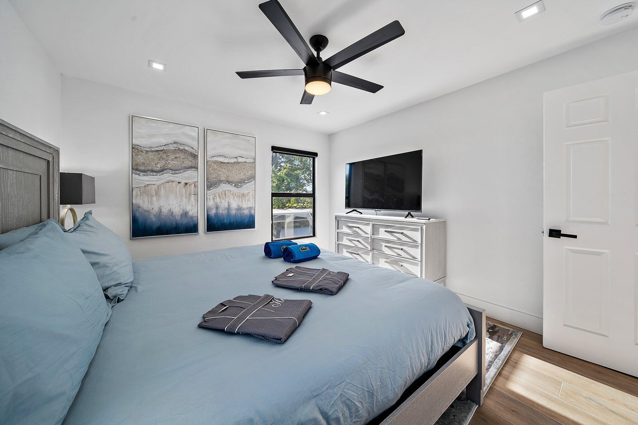 GREENVIEW SHORES 2 OF WELLINGTON - Residential