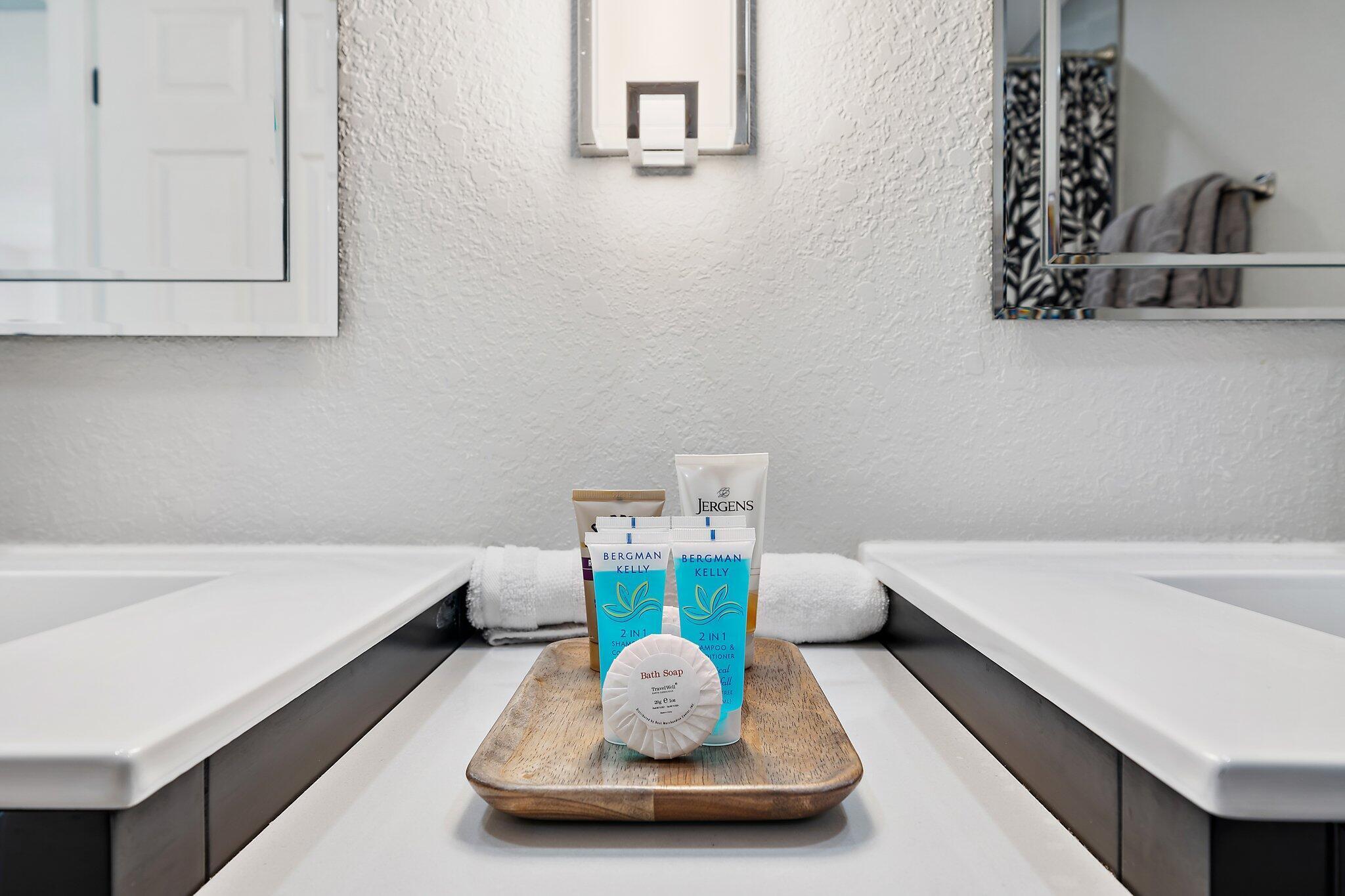 GREENVIEW SHORES 2 OF WELLINGTON - Residential