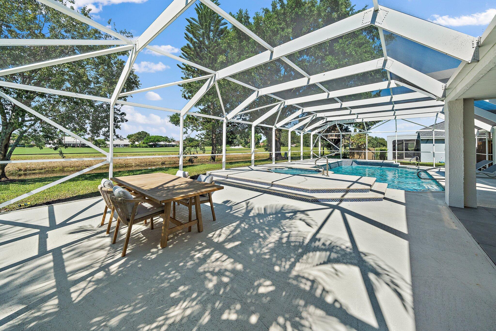 GREENVIEW SHORES 2 OF WELLINGTON - Residential