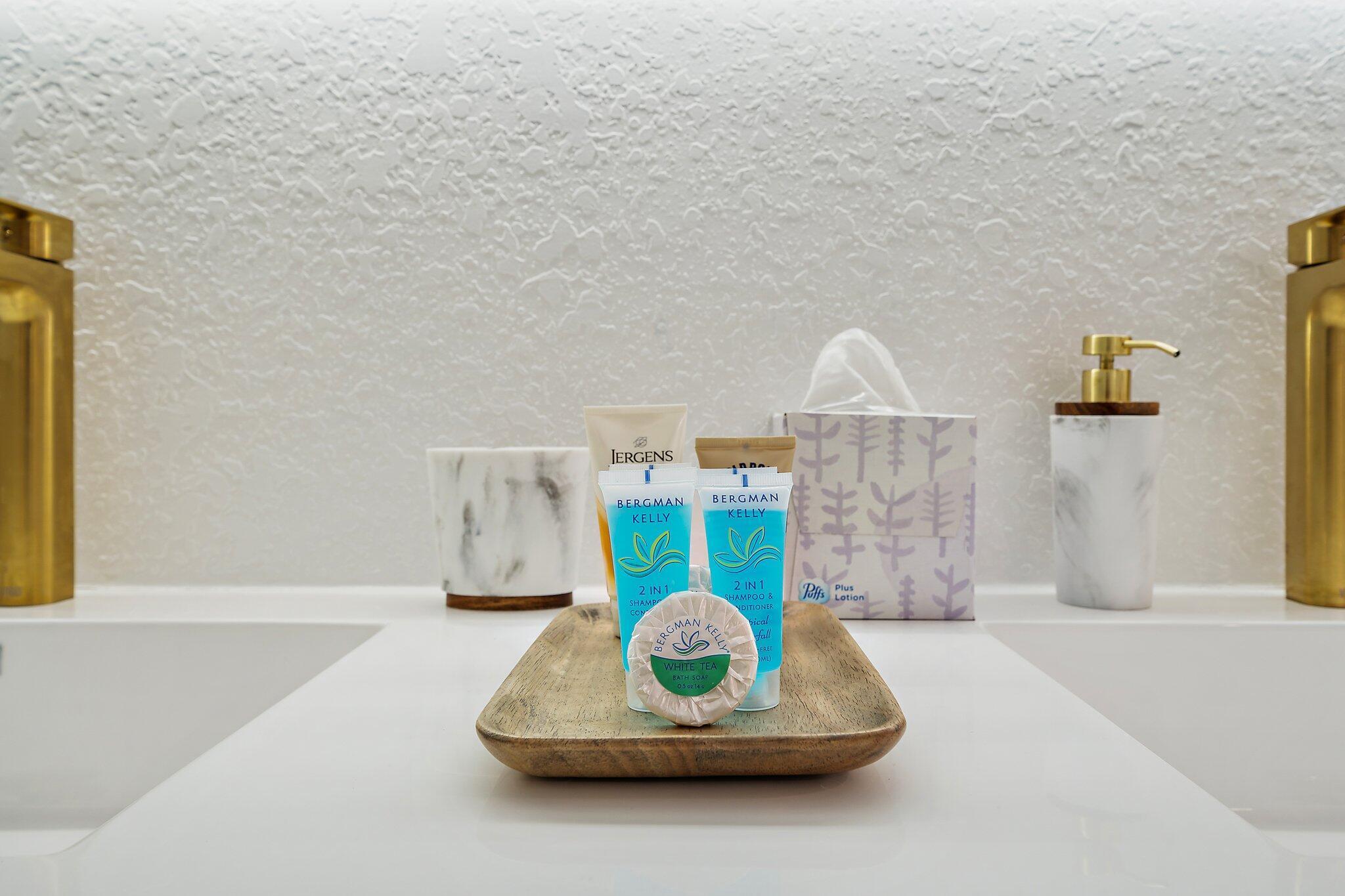 GREENVIEW SHORES 2 OF WELLINGTON - Residential