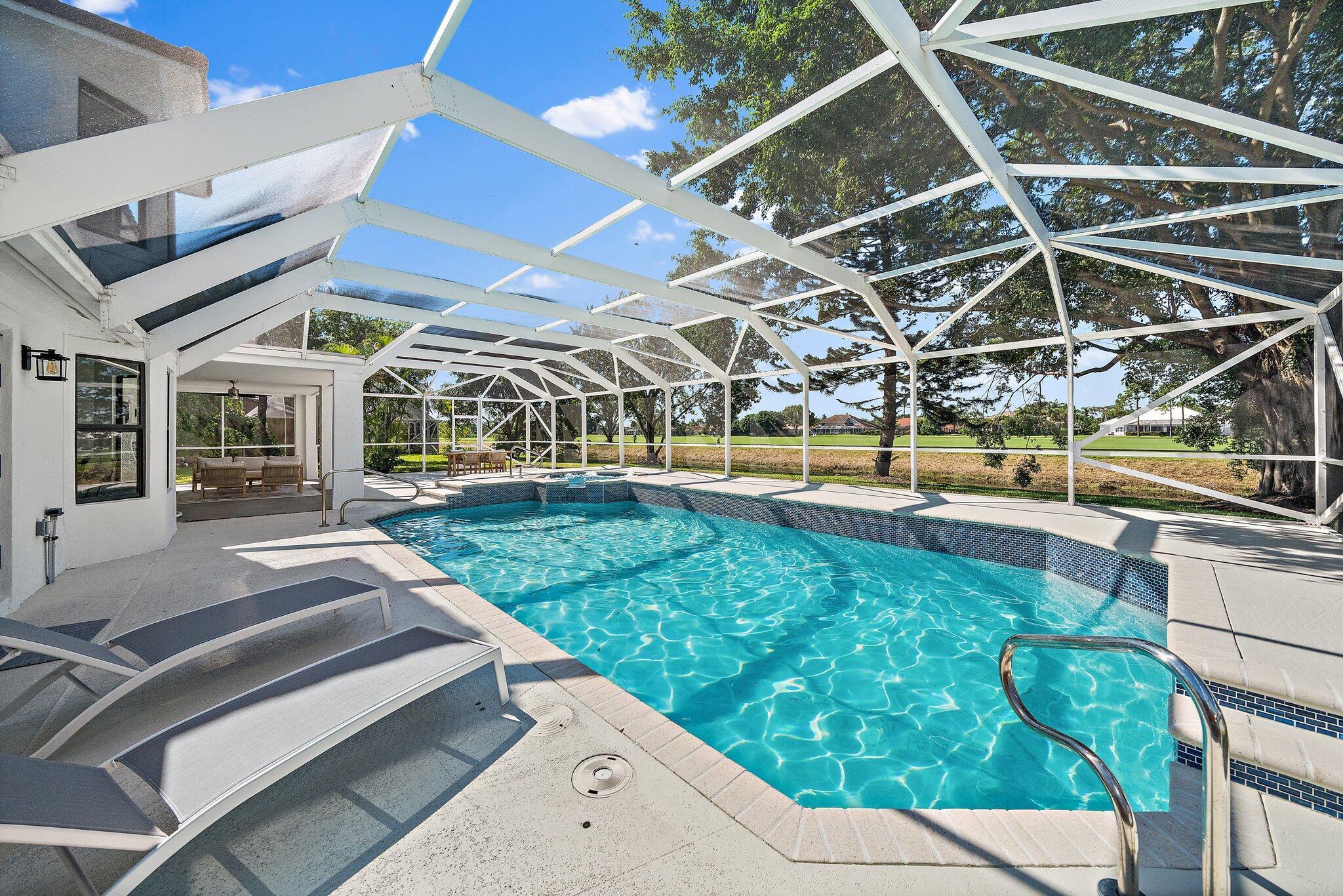 GREENVIEW SHORES 2 OF WELLINGTON - Residential