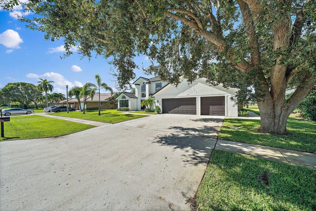 Photo of 1878 Lynton Circle, Wellington, FL 33414 (MLS # R11123187)