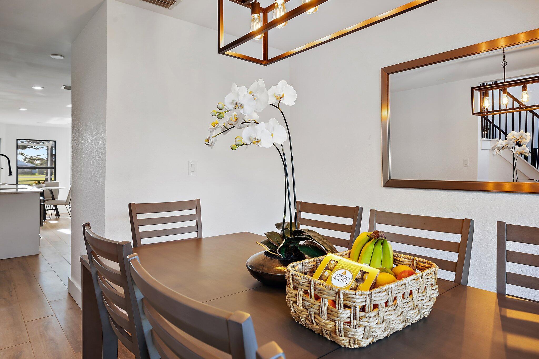 GREENVIEW SHORES 2 OF WELLINGTON - Residential