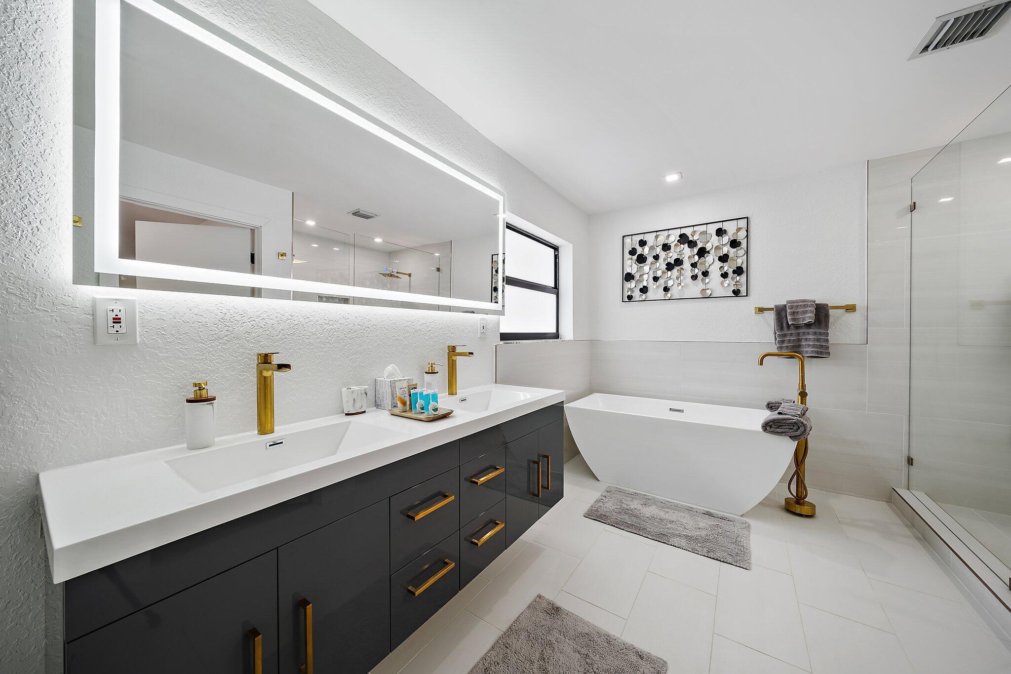 GREENVIEW SHORES 2 OF WELLINGTON - Residential