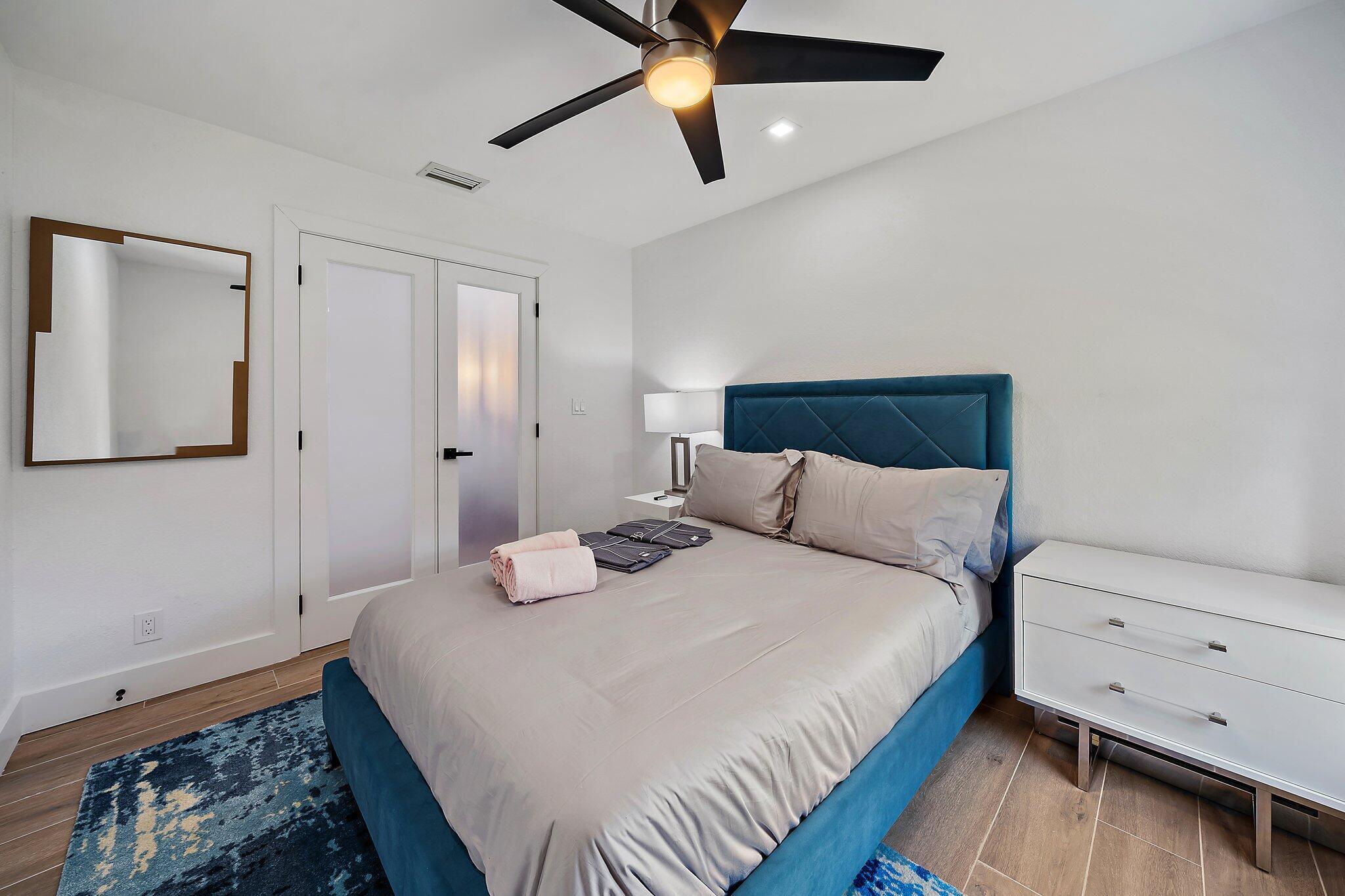 GREENVIEW SHORES 2 OF WELLINGTON - Residential